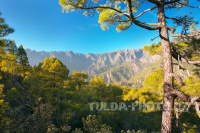 Krajina v úchvatném kráteru Caldera de Taburiente