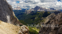 Údolí s horou Monte Civetta v pozadí